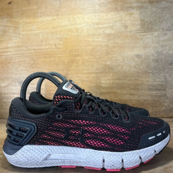 Under Armour CHARGED ROGUE Womens Size 6 Running Shoes Sneakers Black Pink - Picture 1 of 9